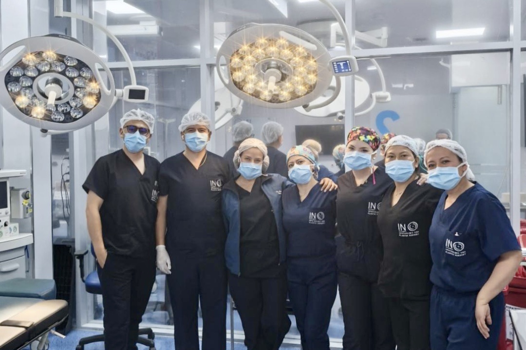 SHINVA Smart-R40plus Surgical Light Deployed at Clinica INO in Colombia